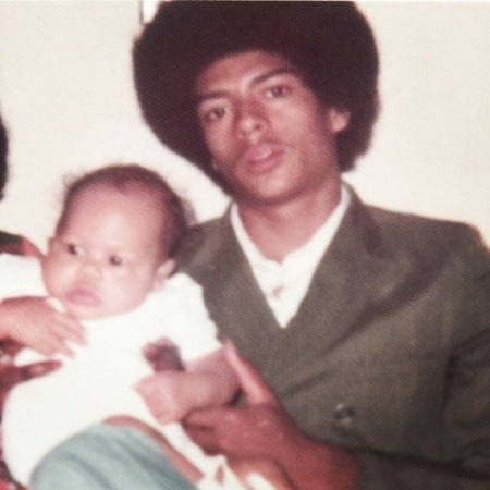 An old picture of Affion Crockett with his father 